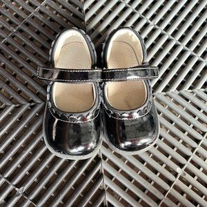 See Kai Run patent ballet flat!